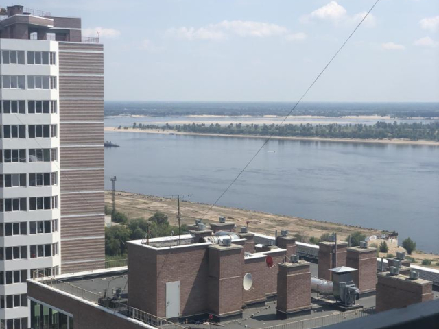 Квартира на продажу по адресу Россия, Волгоградская область, городской округ Волгоград, Волгоград, улица Лавочкина, 7 фото №0