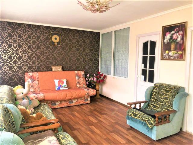 Дом с участком на продажу в Красном Саде, Стадионная улица фото №2