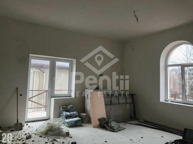 Квартира на продажу в Севастополе, улица Молодых Строителей, 39 фото №4