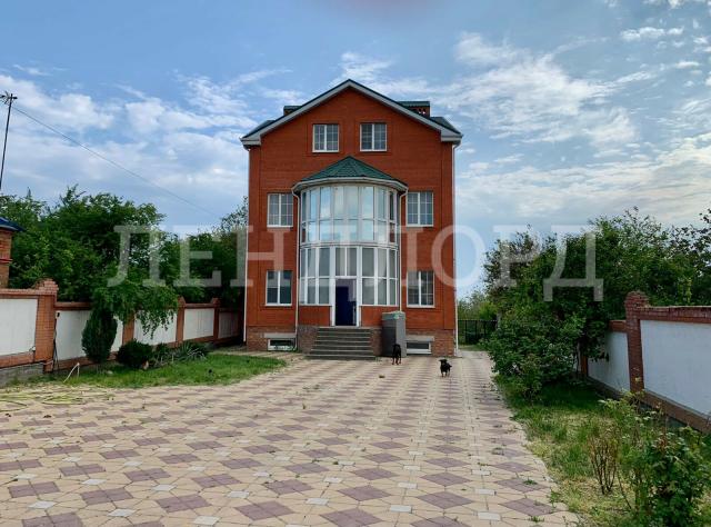 Дом с участком на продажу в Ростове-на-Дону, Каратаева фото №0