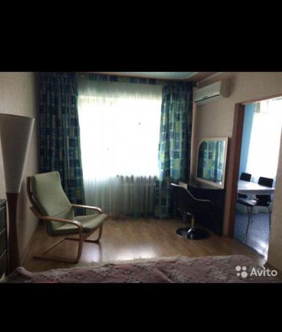 Квартира на продажу в Шахтах, ул. Советская, 121 фото №1
