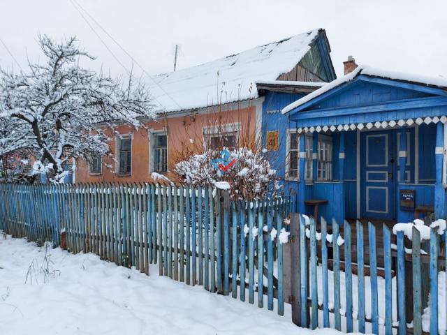 Дом на продажу в Наливное пункт Брянске, Флотский переулок, 41 фото №0