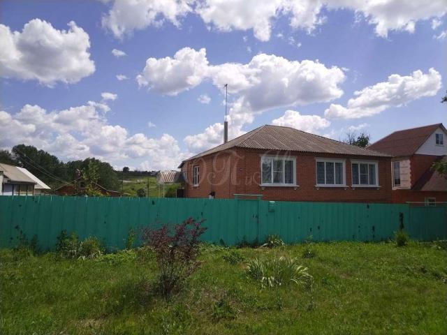Дом на продажу в Острогожске, Горького улица, 170 фото №0