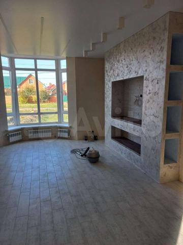 Дом на продажу в Строителе, Мичурина улица фото №1