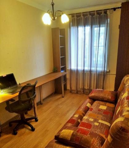 Квартира на продажу в Шахтах, пр-кт. Ленинского Комсомола, 47 фото №0