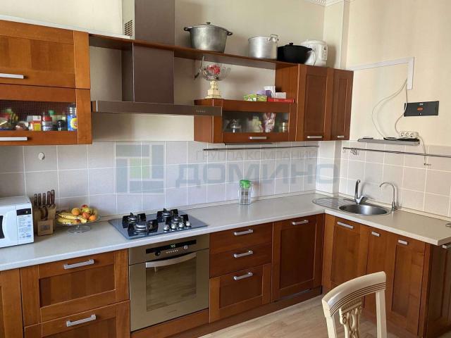Квартира на продажу в Череповце, Годовикова улица, 19 фото №2