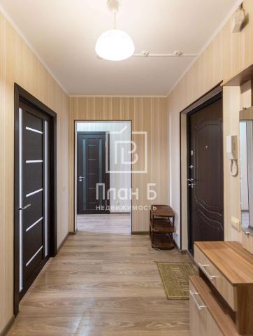 Квартира на продажу в Калуге, Серафима Туликова улица, 2 фото №0