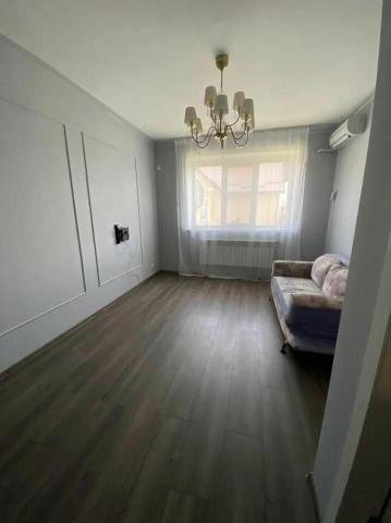 Квартира на продажу в Таганроге, улица Рябиновая, дом 55 фото №0