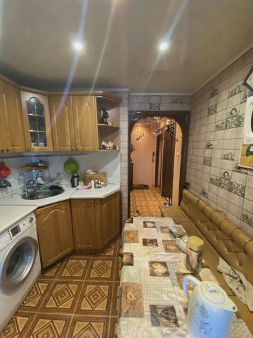 Квартира на продажу в Луховице, Пушкина улица, 102 фото №0