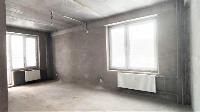 Квартира на продажу в Кирове, улица Анжелия Михеева, 17 фото №1