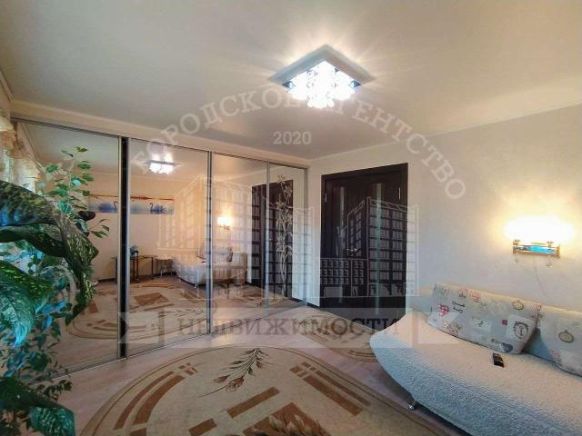 Квартира на продажу в Калуге, Полесская улица, 43 фото №0