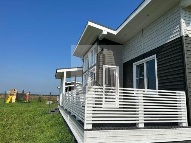 Дом на продажу в Гостилице фото №0