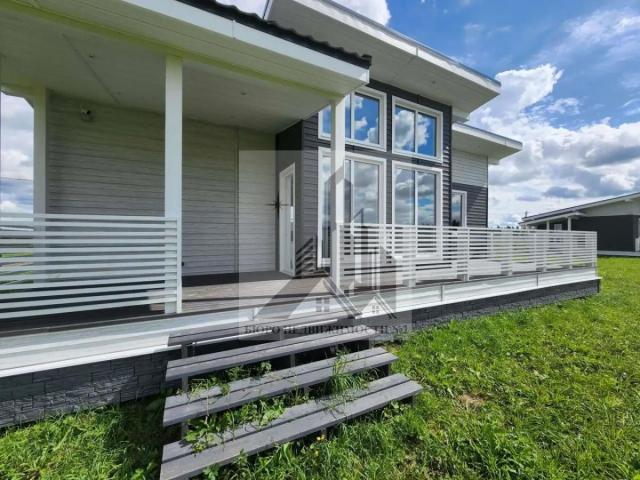 Дом на продажу в Гостилице фото №4