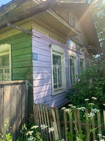 Дом на продажу в Кириллове, Ленина улица, 101 фото №0