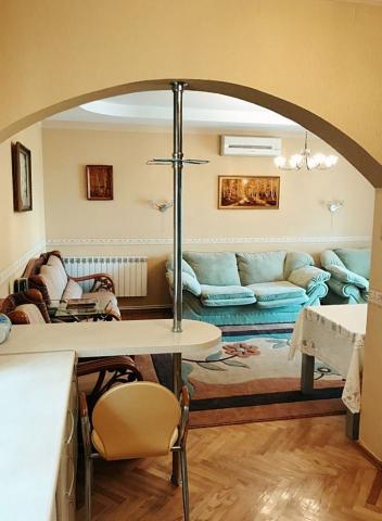 Дом на продажу по адресу Россия, Республика Крым, Ялта, посёлок городского типа Форос, Северная улица фото №0