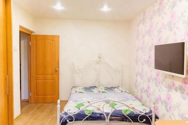 Квартира на продажу по адресу Россия, Красноярский край, Красноярск, пр-кт Металлургов, 30Б фото №0