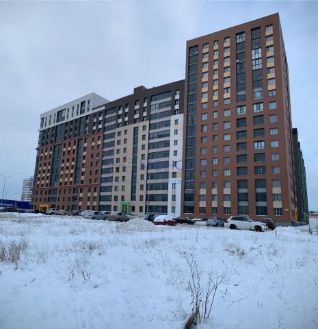 Квартира на продажу в Кирове, Краснополянская ул, 5 фото №0