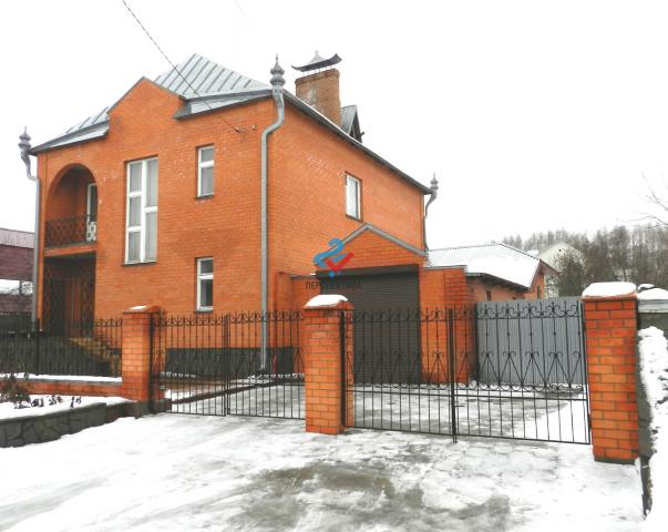 Дом на продажу в Наливное пункт Брянске, Жуковская ул., 7 фото №1