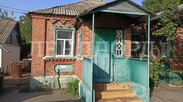 Дом с участком на продажу в слободе Красюковская, Молодёжная улица фото №0