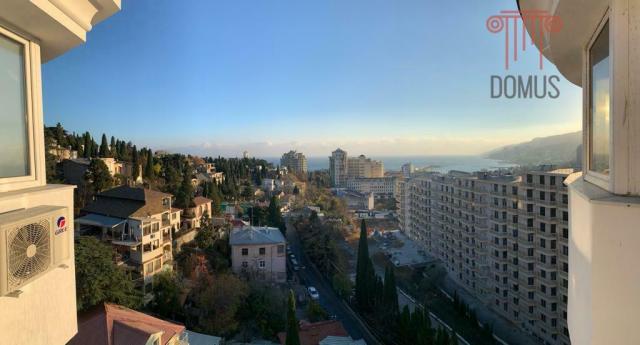 Квартира на продажу в Ялте, улица Руданского, 21А фото №0